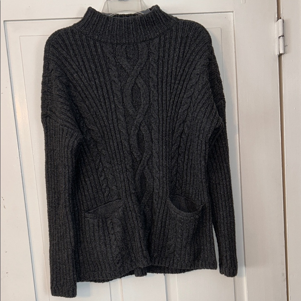 ABERCROMBIE & FITCH Women’s Mock Neck Cable Knit Sweater Pockets Medium Preppy